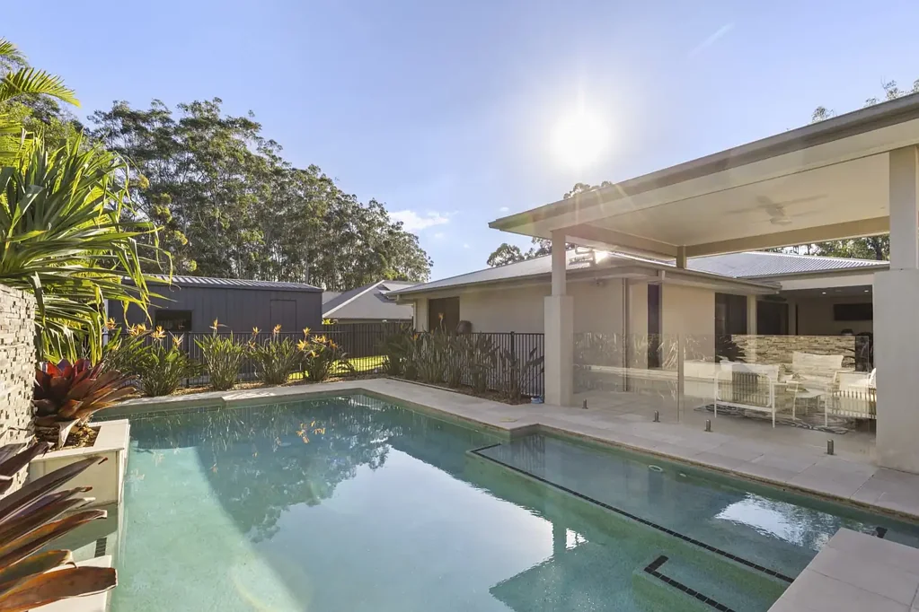Mount Cotton 5Zimmer A Sprawling Family Retreat with Poolside Living, Exceptional Entertaining, Side Access, Caravan Parking & Shed