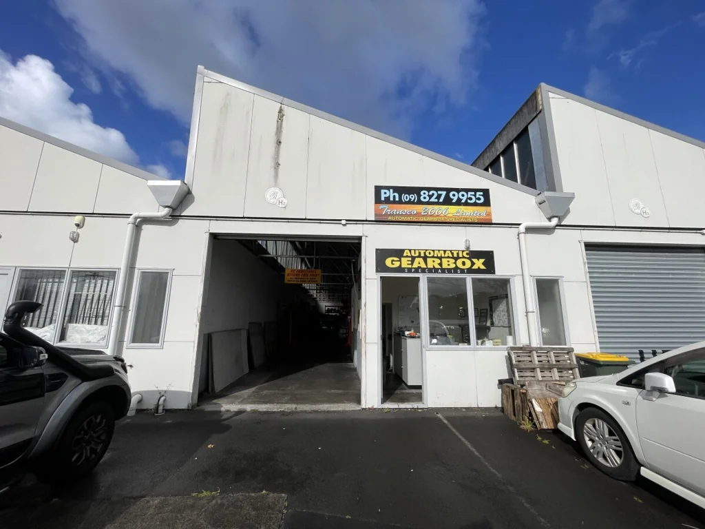 New Lynn Tightly Held Industrial in Prime Location
