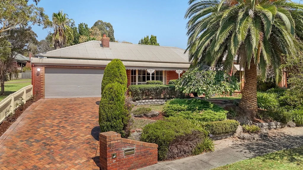16 Christine Avenue, Berwick, VIC 3806