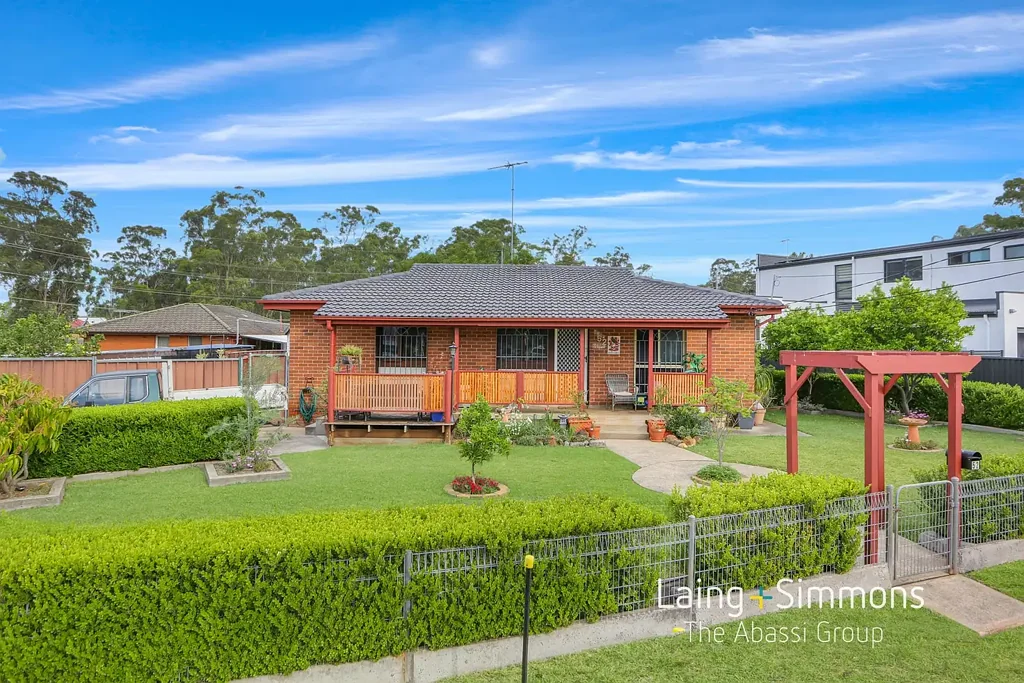 52 Kurama Crescent, Whalan, NSW 2770