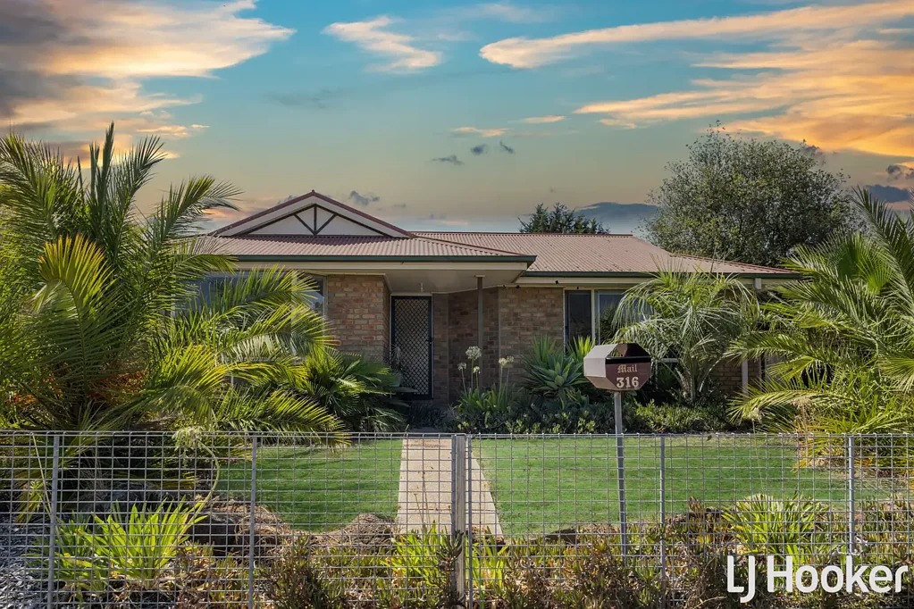 316 Centenary Avenue, Harkness, VIC 3337