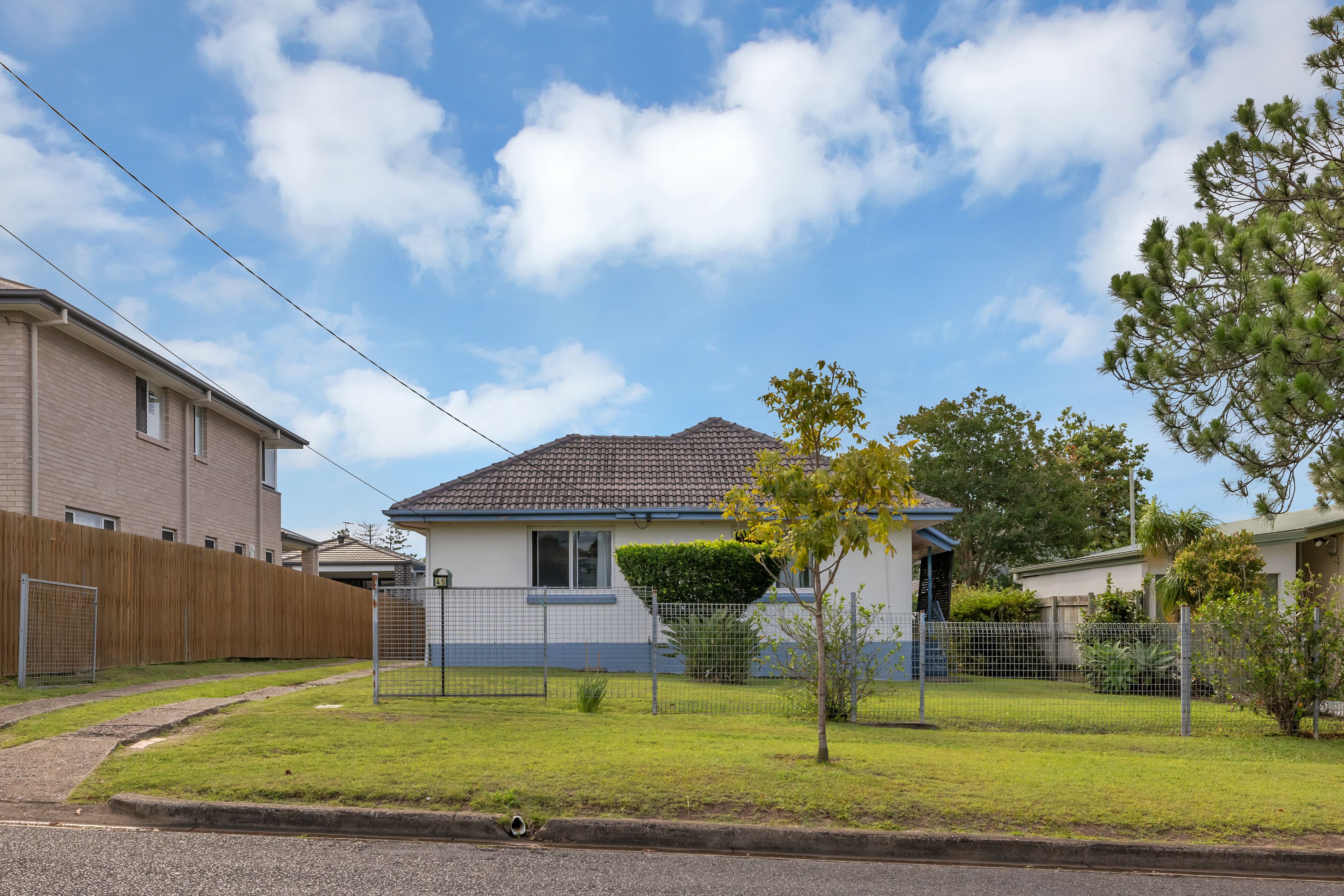 45 SUNNYDALE ST, UPPER MOUNT GRAVATT QLD 4122, 0 rūma, 0 rūma horoi, House