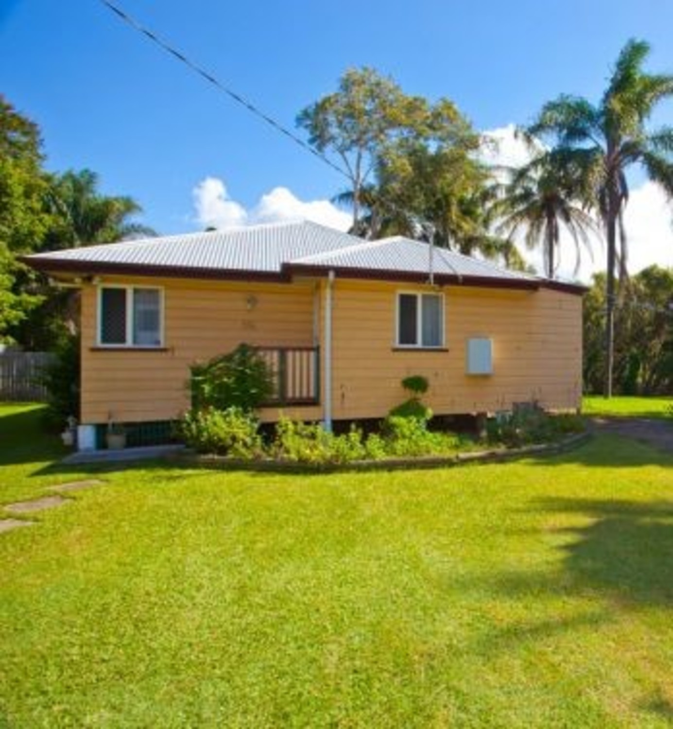 69A PALM AV, SHORNCLIFFE QLD 4017, 0部屋, 0バスルーム, House