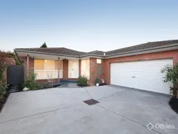 2/18 Hinkler Avenue, Bentleigh East