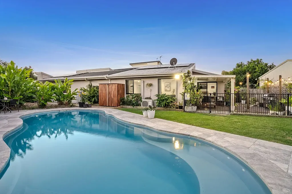 7 Karora Road, Beachmere, QLD 4510