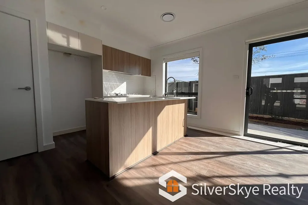 Rouse Hill 4Zimmer Brand New Townhome in the Heart of Rouse Hill! Priced to Sell!