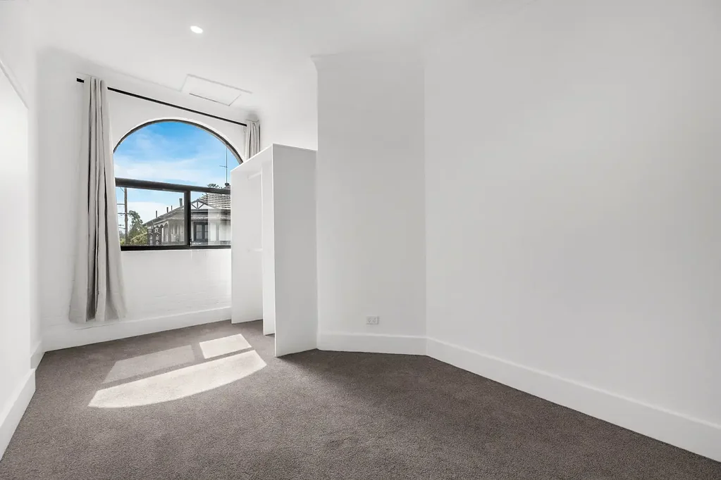 2 Bedrooms | Newly Renovated