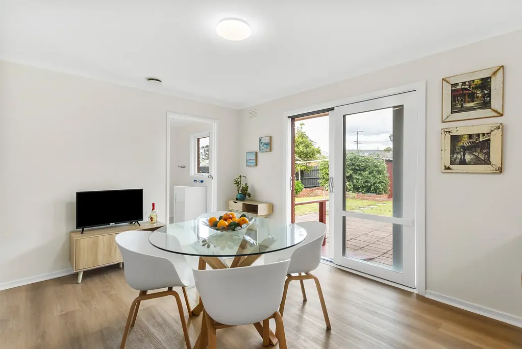 6 Farrer Close, Cranbourne, VIC 3977