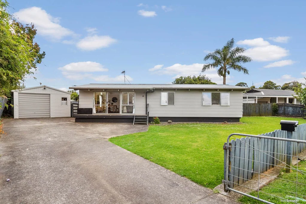 Waiuku 3chambre Low-Maintenance Living on 767sqm Section