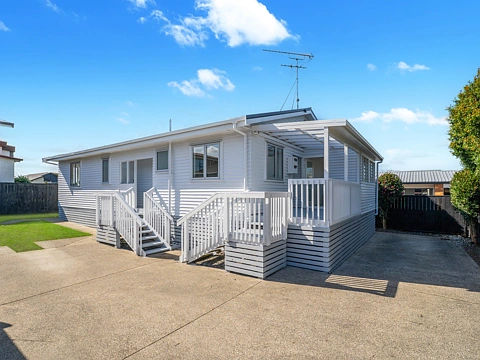 Pukekohe 3房  Urgent Sale! - Renovated and Move-In Ready