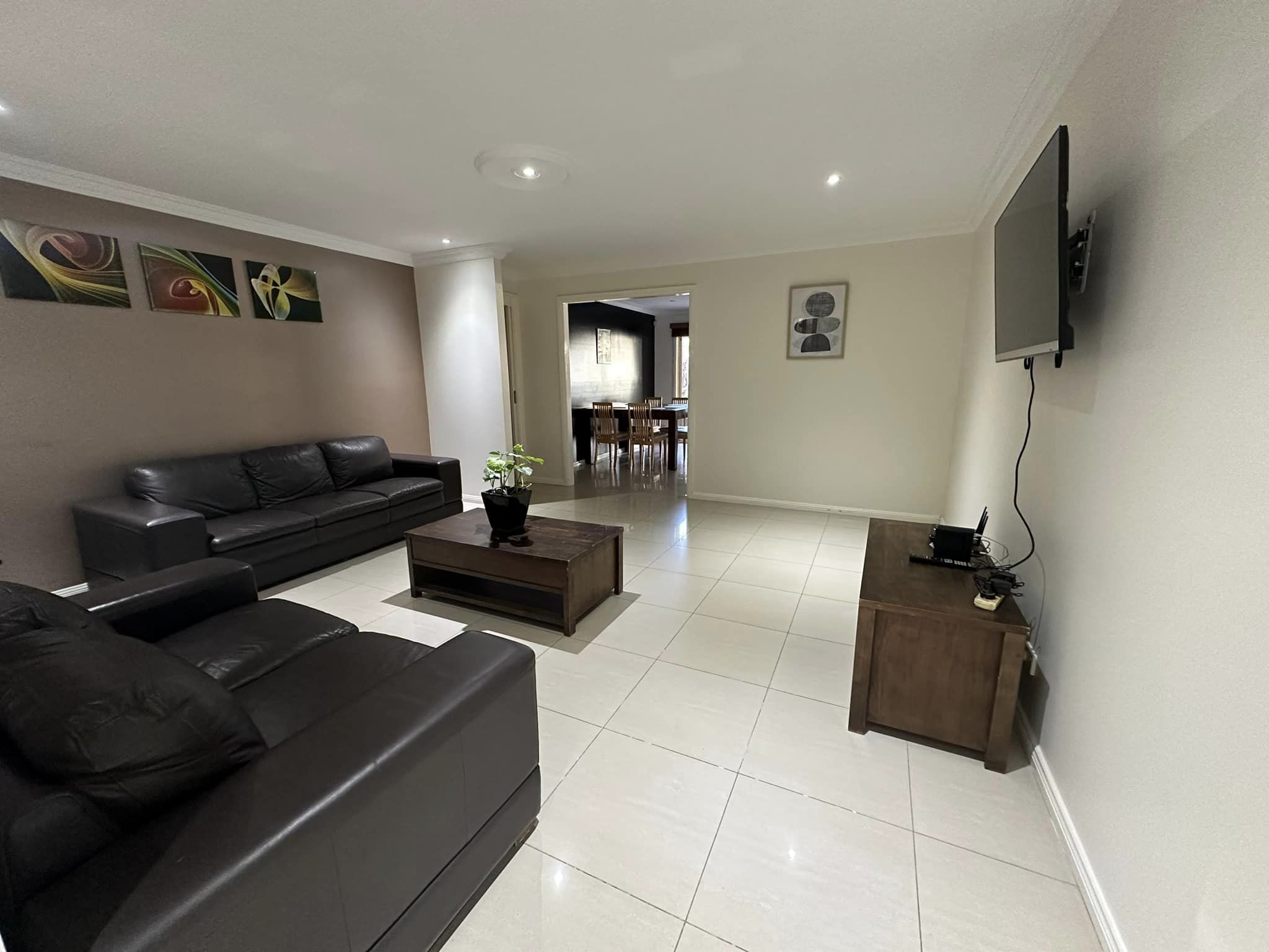 UNIT 2 13 CLAREMONT CR, HINCHINBROOK NSW 2168, 0 غرف, 0 حمامات, House