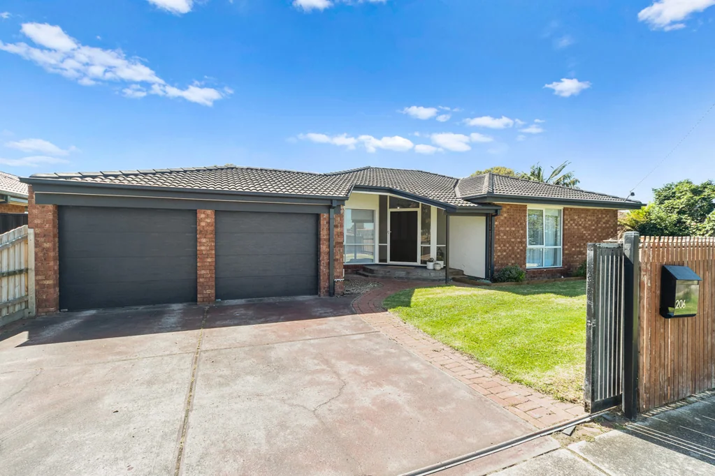 206 McCormicks Road, Skye, VIC 3977