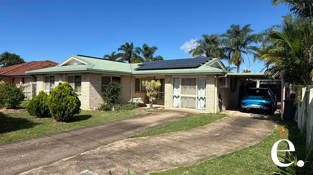 FOR RENT -  Family Home with Shed, A/C and Great Access