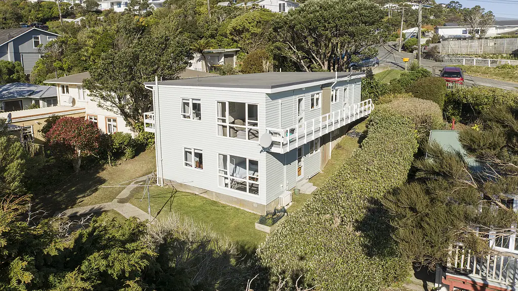 17 Huntingdon Street, Northland, Wellington