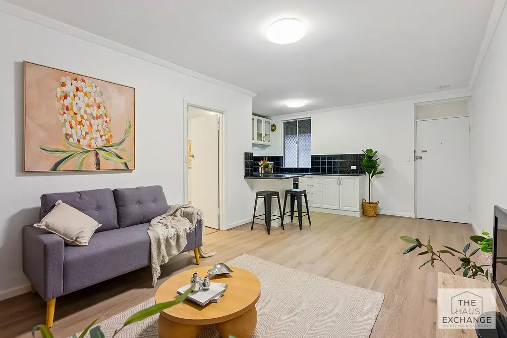 Osborne Park 1ห้องนอน Freshly Updated Top-Floor Apartment – The Perfect First Home or Smart Investment