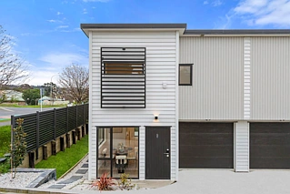 1-4/311 Albany Highway, Rosedale, North Shore City