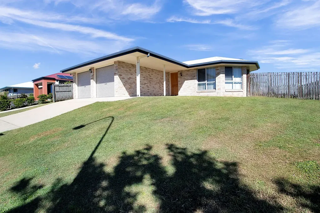 CONVENIENT FAMILY LIVING