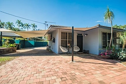 12 Lanyon Terrace, Moil