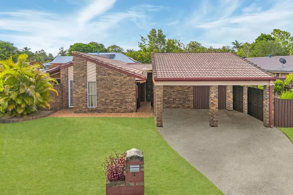 Karana Downs 5Moenga Whisper quiet location + Walking distance to Mount Crosby State School