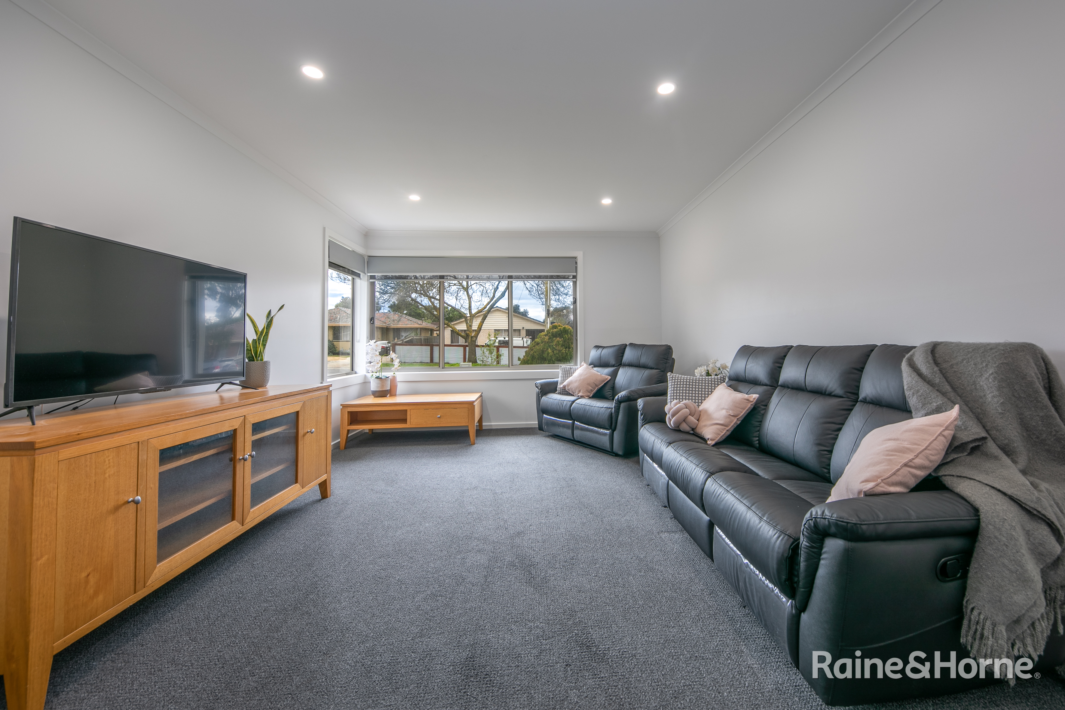 21 FELTON AV, SUNBURY VIC 3429, 0 Kuwarto, 0 Banyo, House