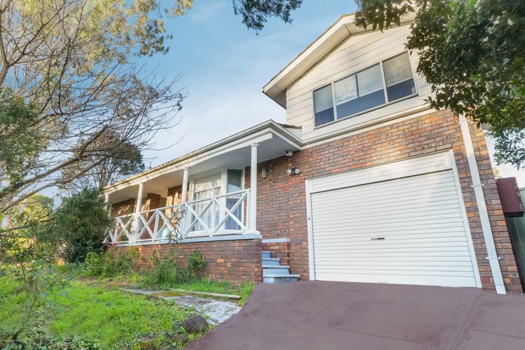 4 TOWNSON AV, LEUMEAH NSW 2560, 0 chambres, 0 salles de bain, House