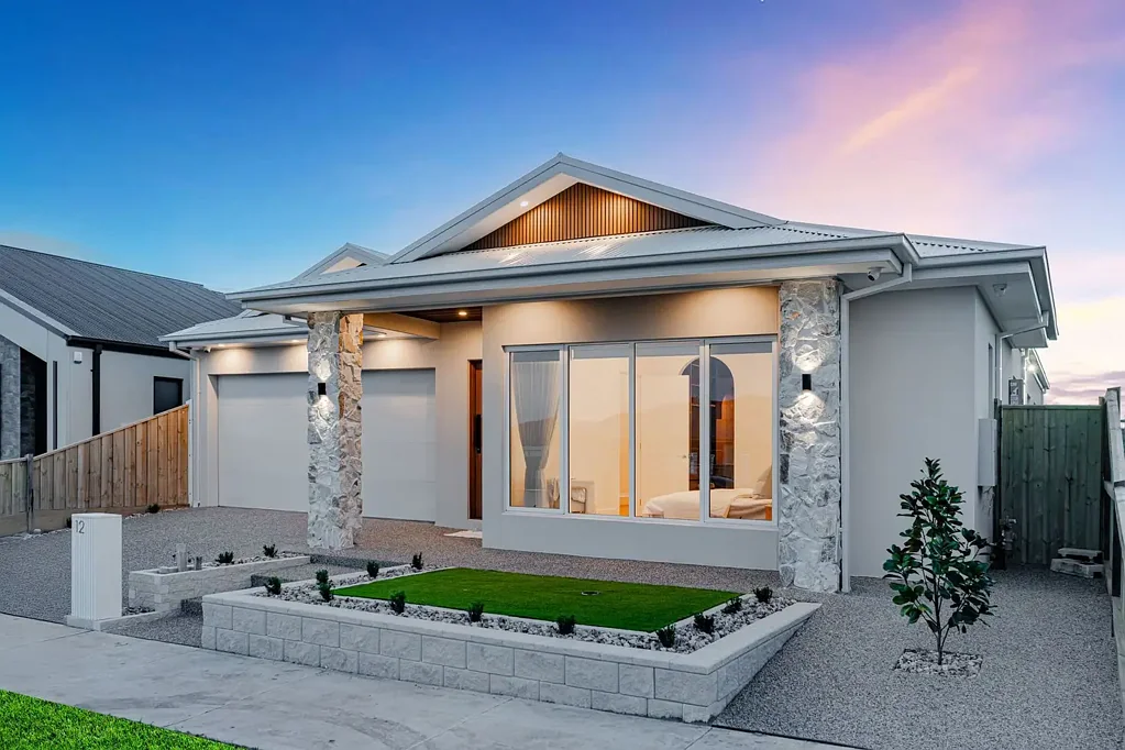 12 Driftwood St, Mickleham, VIC 3064
