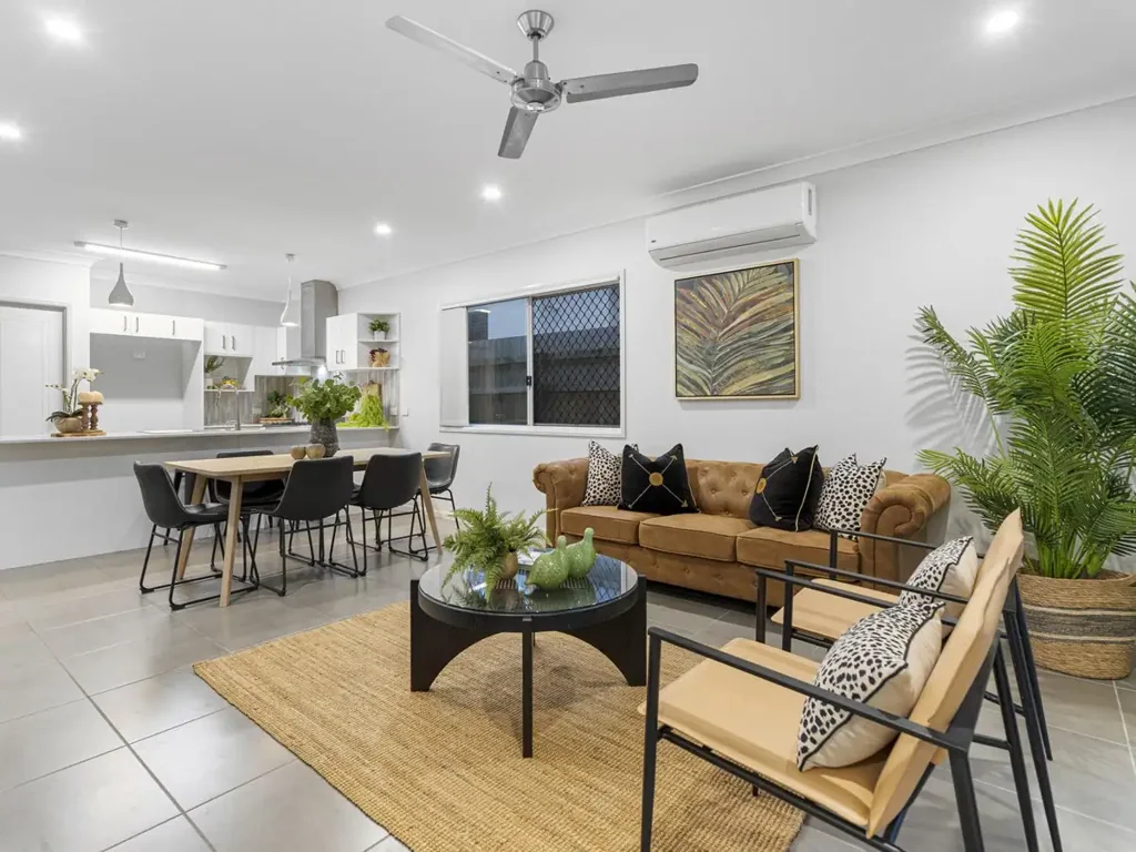 Heathwood 5房  Under Contract by Navdeep Singh - Realcrats