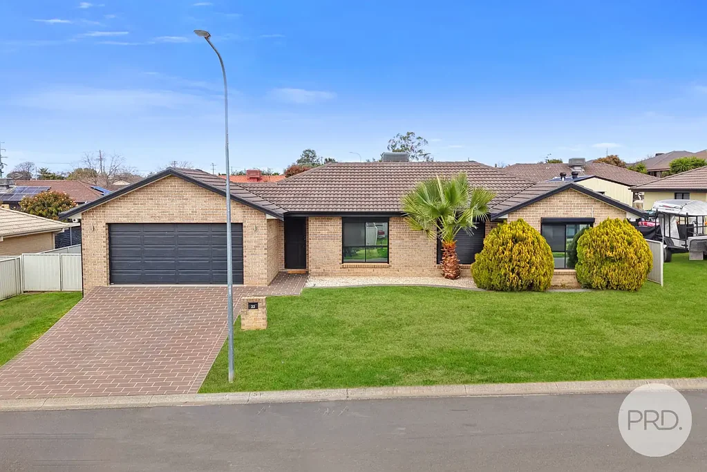 Tamworth 3 Bedroom Move in and make it yours!