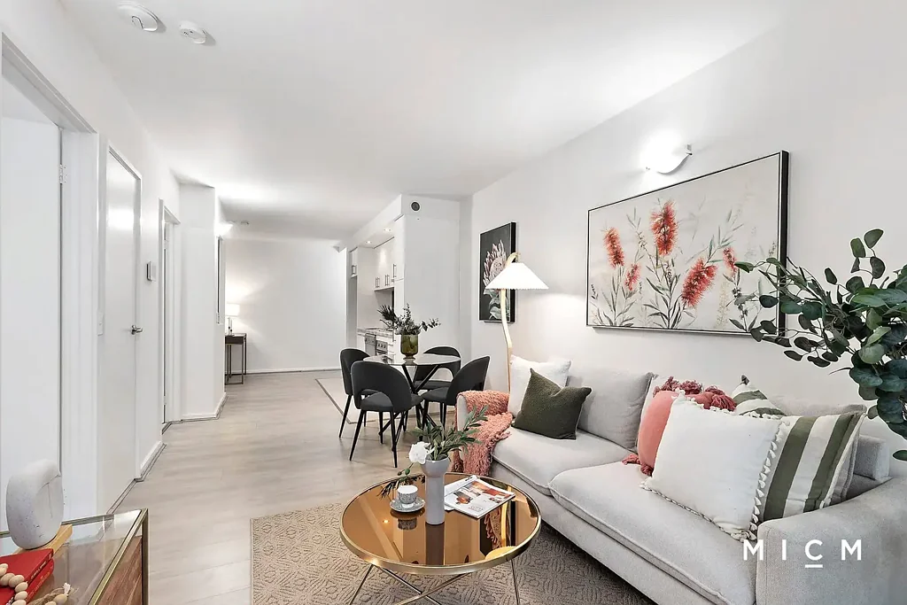 West Melbourne 2ห้องนอน Spacious Low-Rise Luxury with City Convenience