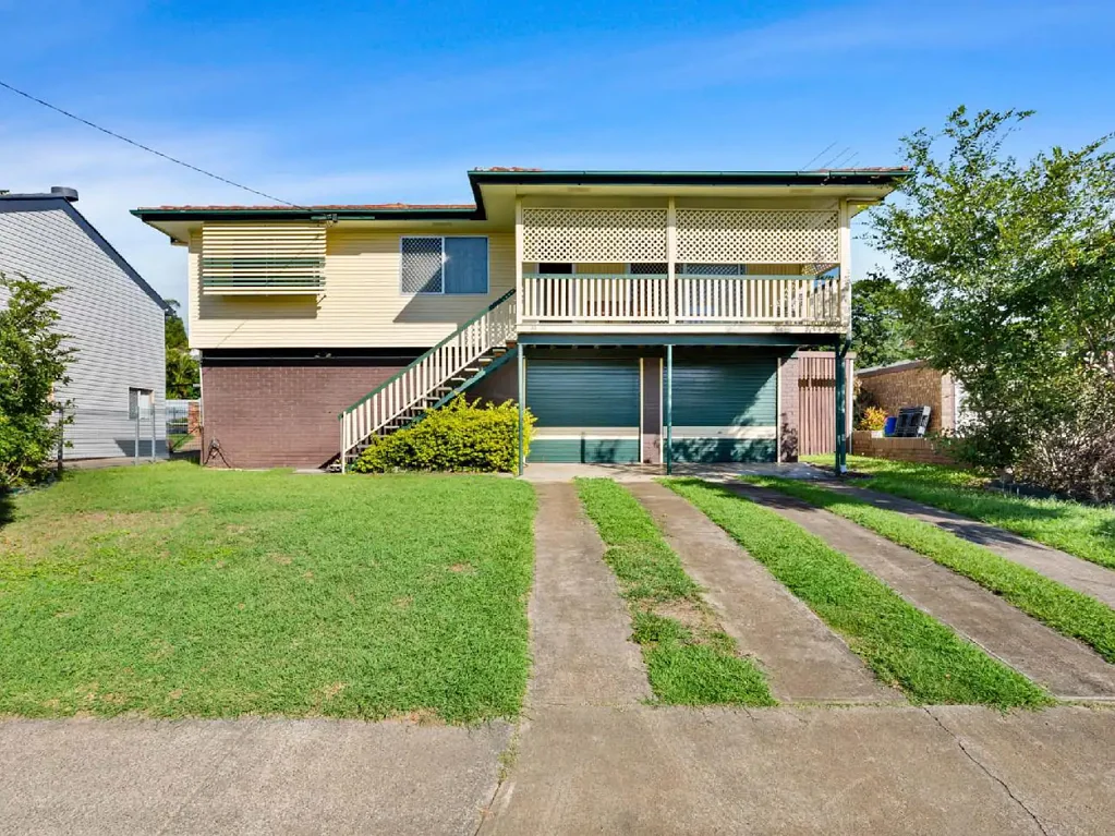 Spacious Family Home with Dual Living Potential in the Heart of Bracken Ridge - Increasing to $700 per week from 14/2/2026