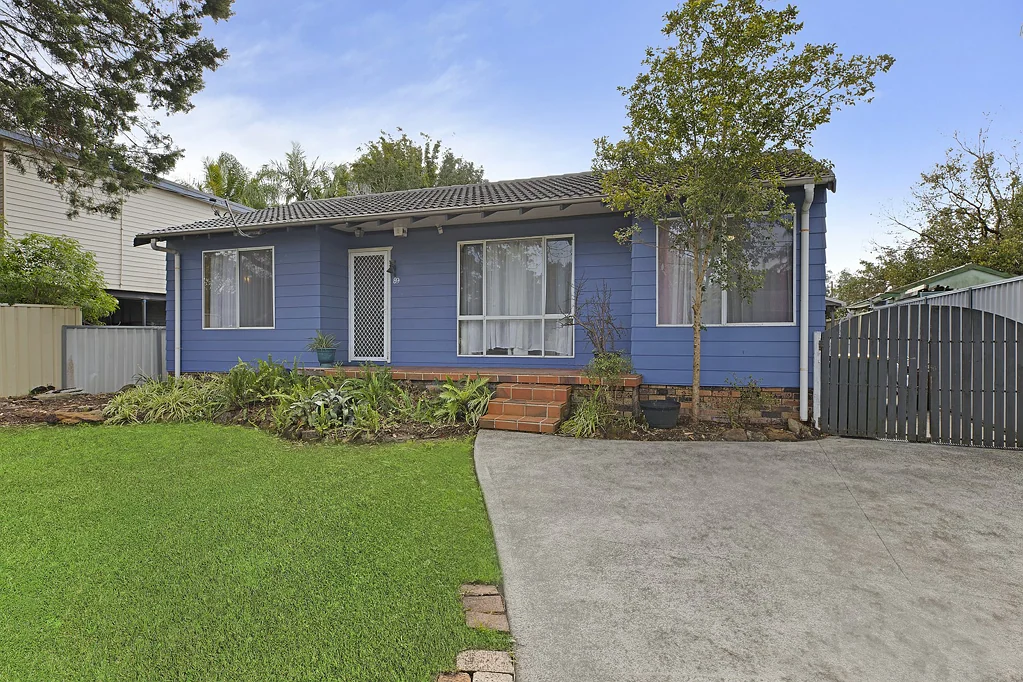 89 Kerry Crescent, Berkeley Vale, NSW 2261