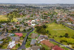 17 GLENMONT CRESCENT, Mount Gambier