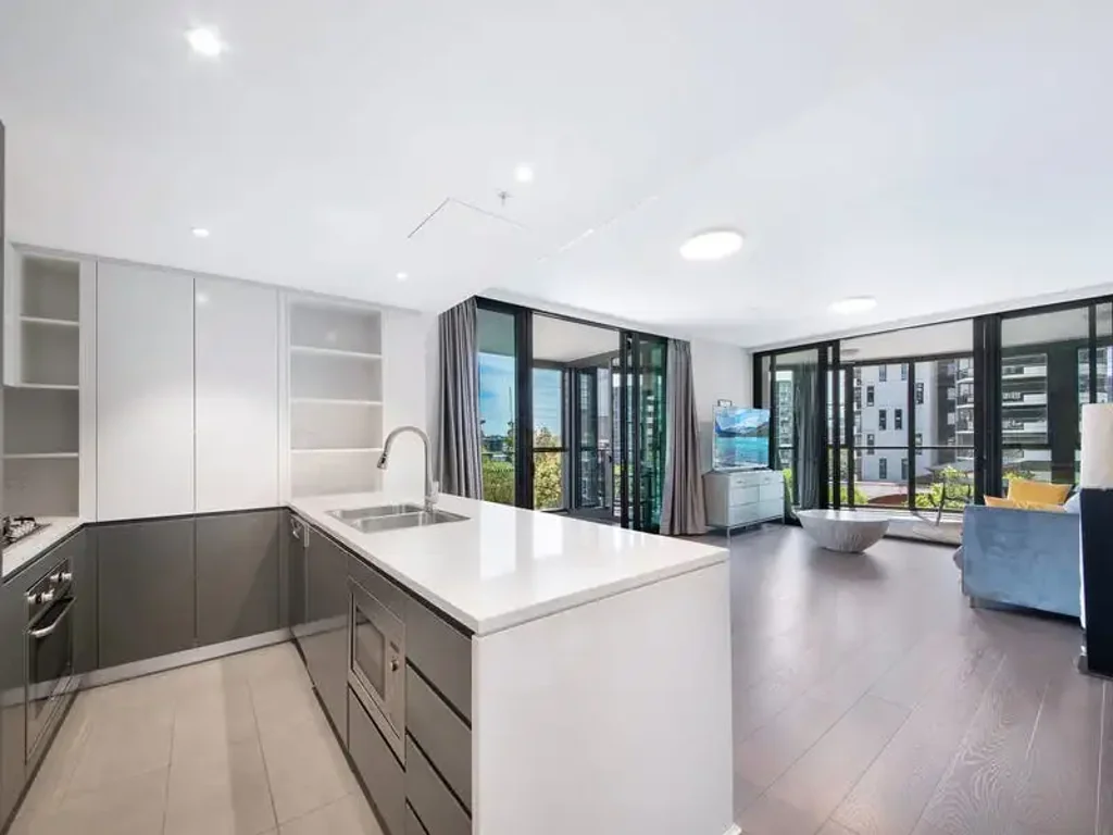 Timber Floor Renovated with Double Balcony on the Southwest