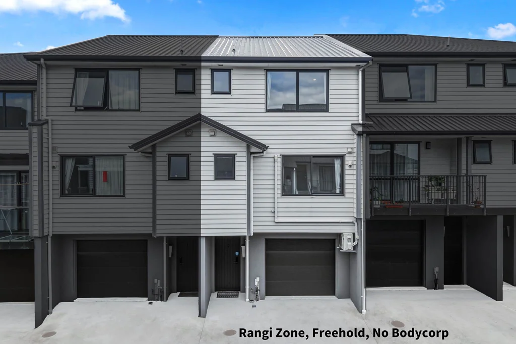 10 Peony Mews, Oteha, North Shore City, Auckland Great Area