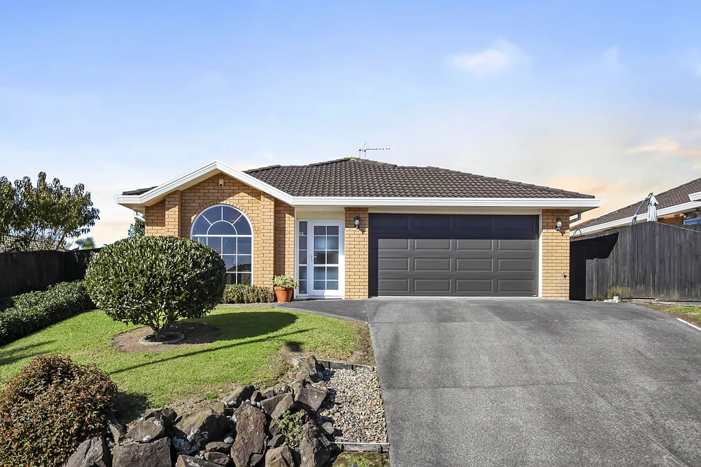 6a Somerton Rise, Henderson Heights, Waitakere City, Auckland