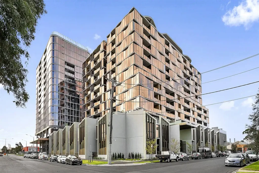 Furnished! Luxurious Living in Port Melbourne