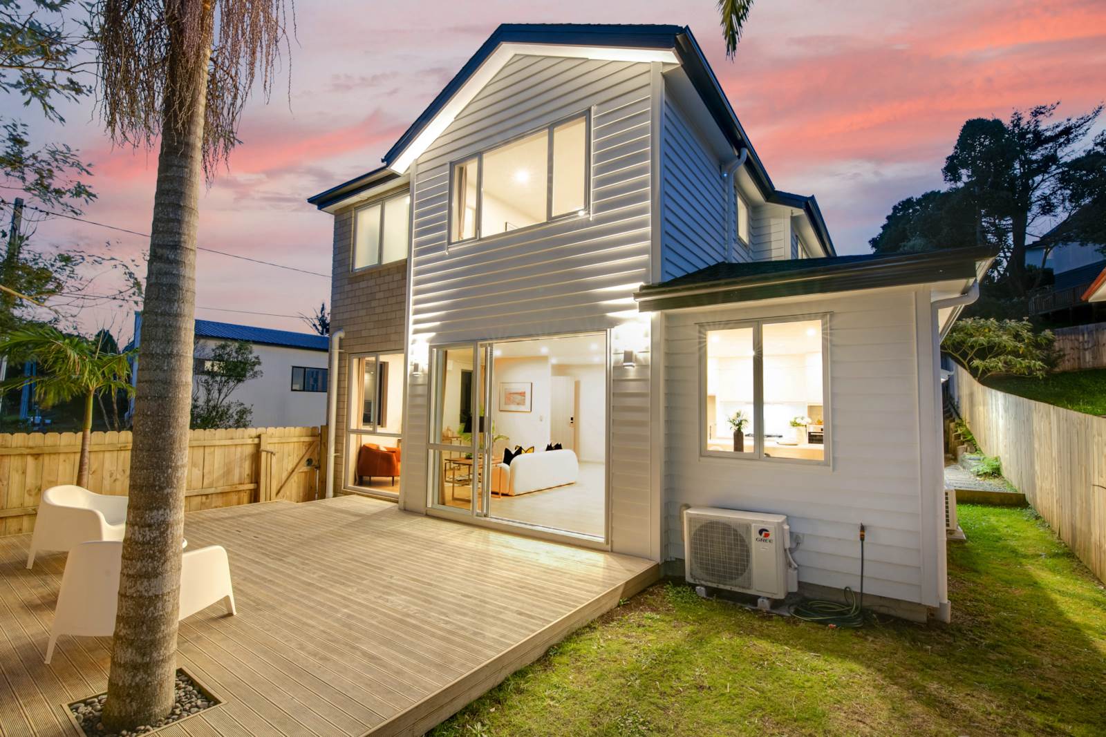 40a Hogans Road, Glenfield, Auckland - North Shore, 5房, 0浴, House