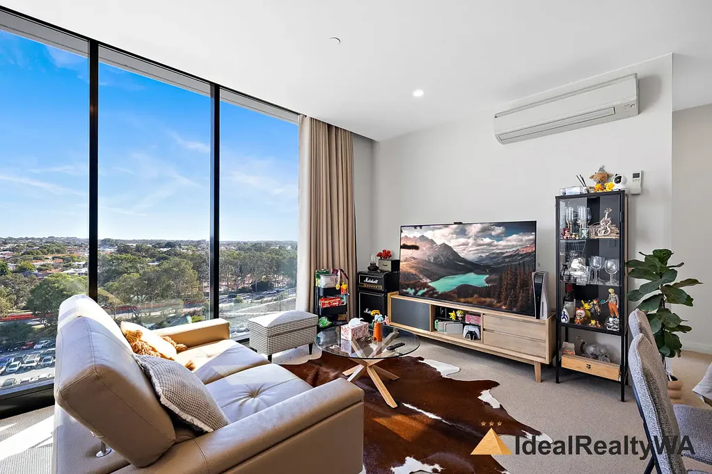 807/8 Tassels Place, Innaloo, WA 6018