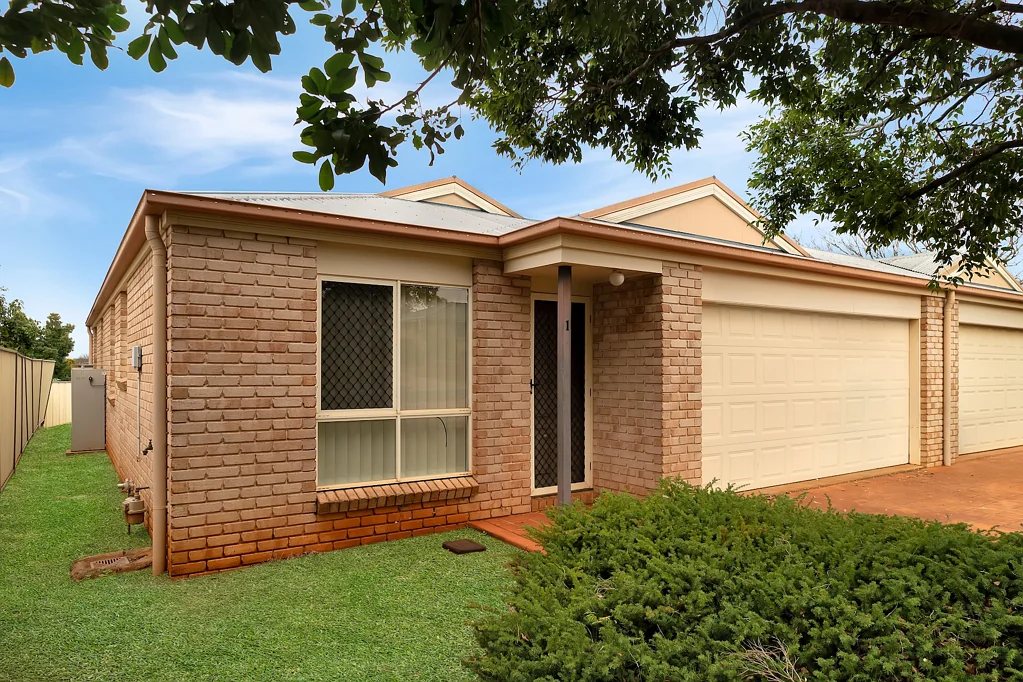 Spacious 4-Bedroom Family Unit with Generous Backyard