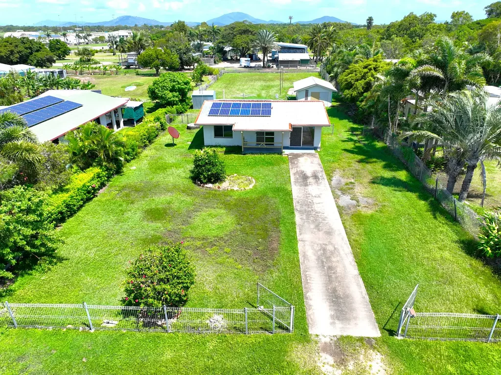 Bowen 3房  Rare Half-Acre Lifestyle with a Comfortable Brick Home and Room to Grow