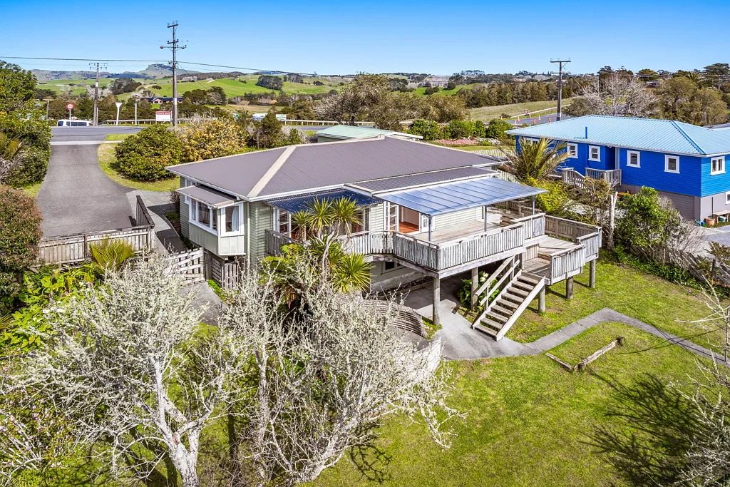 Wellsford 3Zimmer VIEWS & VALUE- VENDOR SAYS SELL!