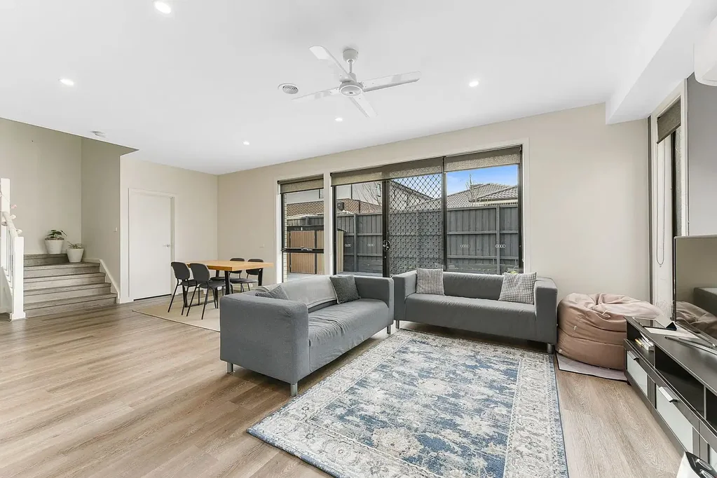 Keysborough 4 Bedroom The Brief: Contemporary Comfort – Two Master Suites, Spacious Living in
Superb Location