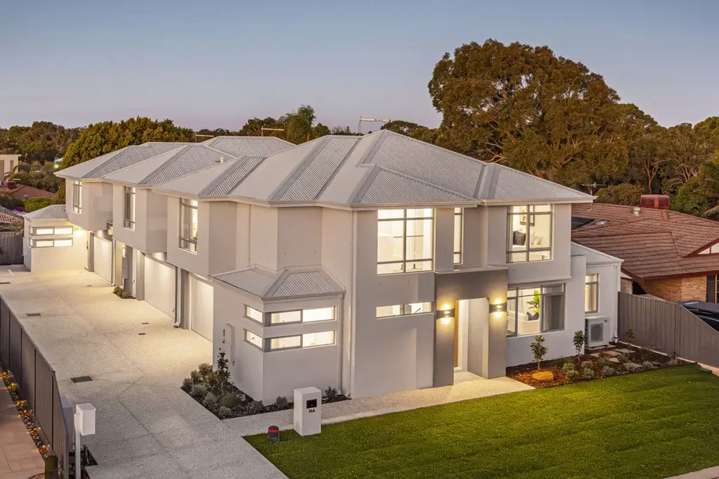 16 A, B, C Dillon Glade, Joondalup, WA 6027