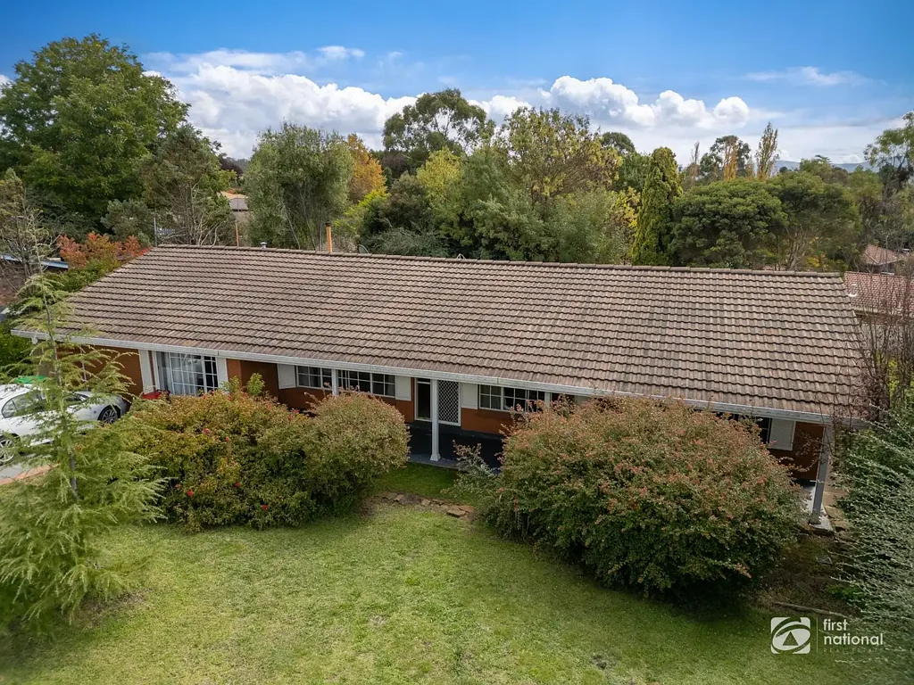 5 Bishop Crescent, Armidale, NSW 2350
