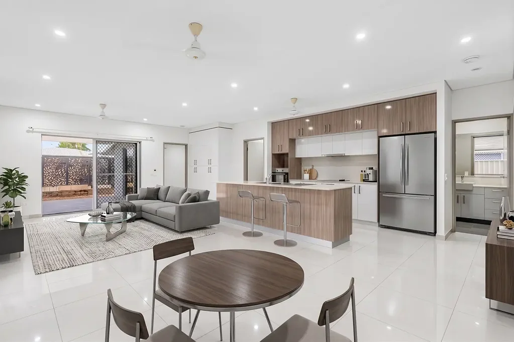 Berrimah 3कमरा 3 Bedroom Berrimah Home with Solar, 3 Parking Spaces & Private Courtyard