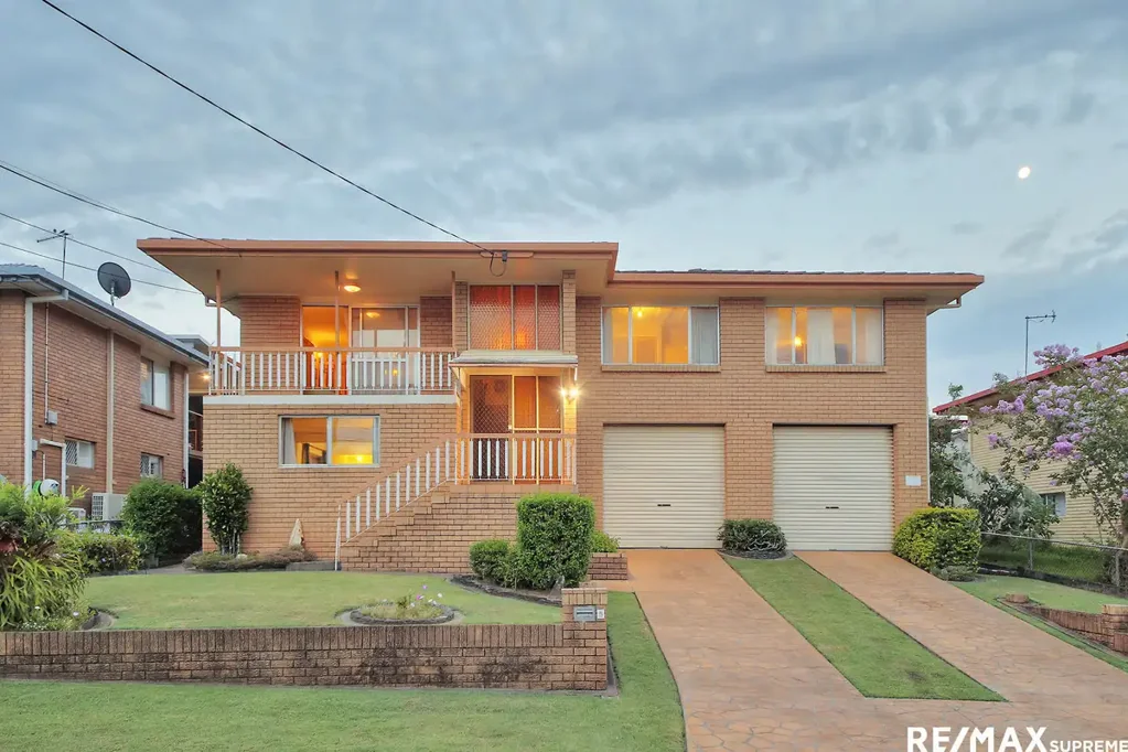 9 Colington Street, Mansfield, QLD 4122