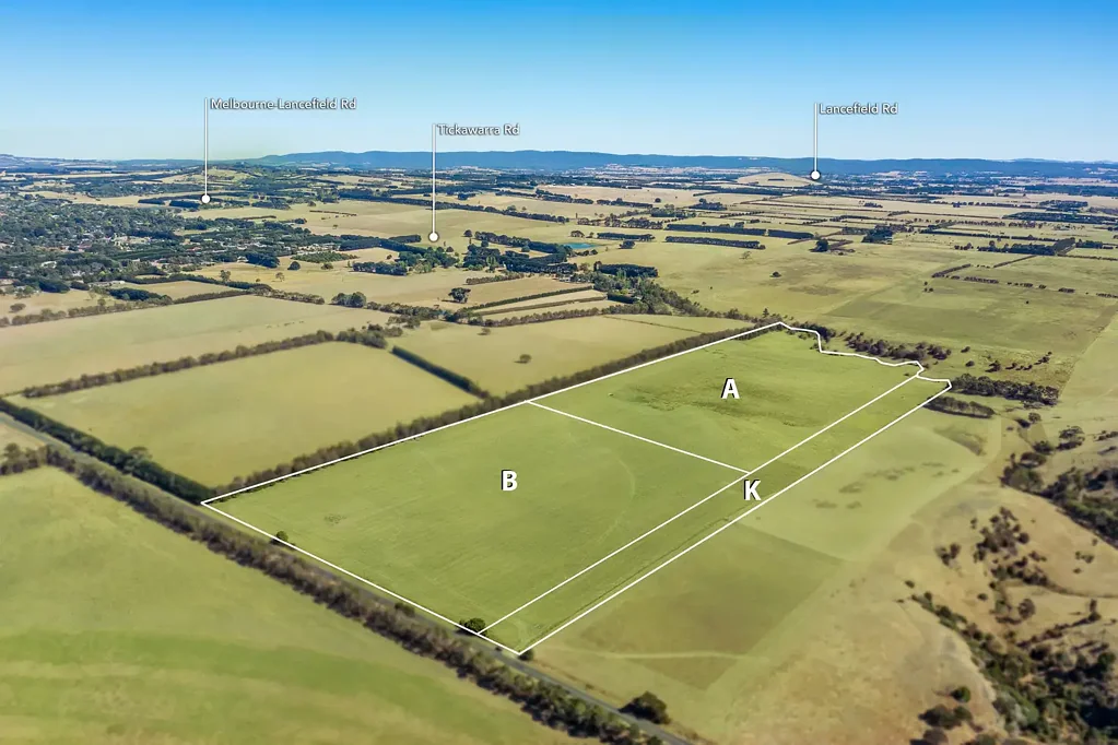 Romsey  Prime Land Holding in The RLZ!