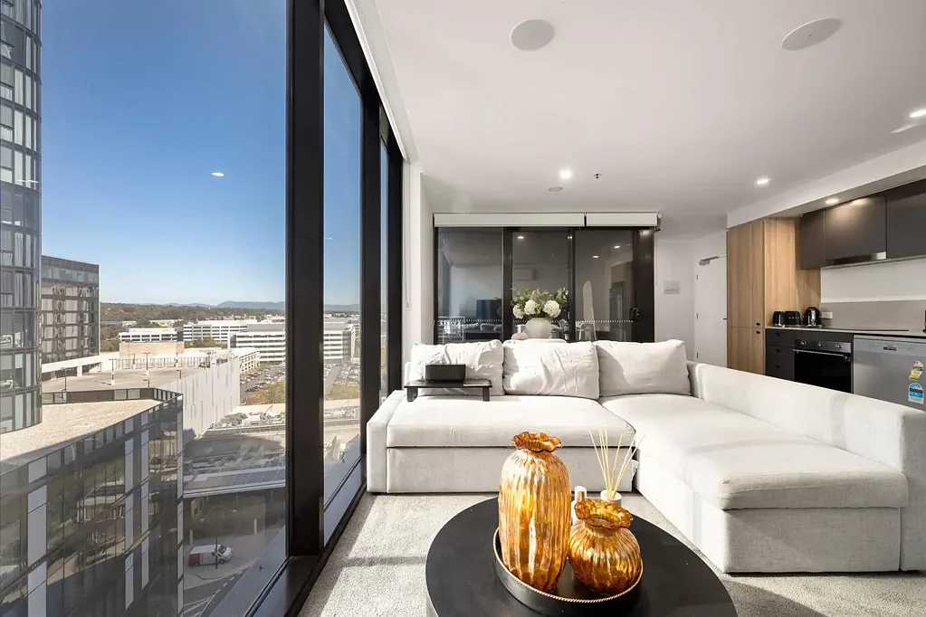 Belconnen 1 Bedroom Elevated Living in the Heart of Belconnen