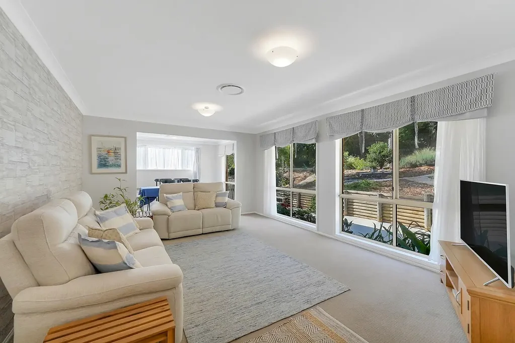Copacabana 3Habitaciones Superb Family Home with Expansive Yard