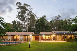 16 Gap Creek Road, Kenmore Hills